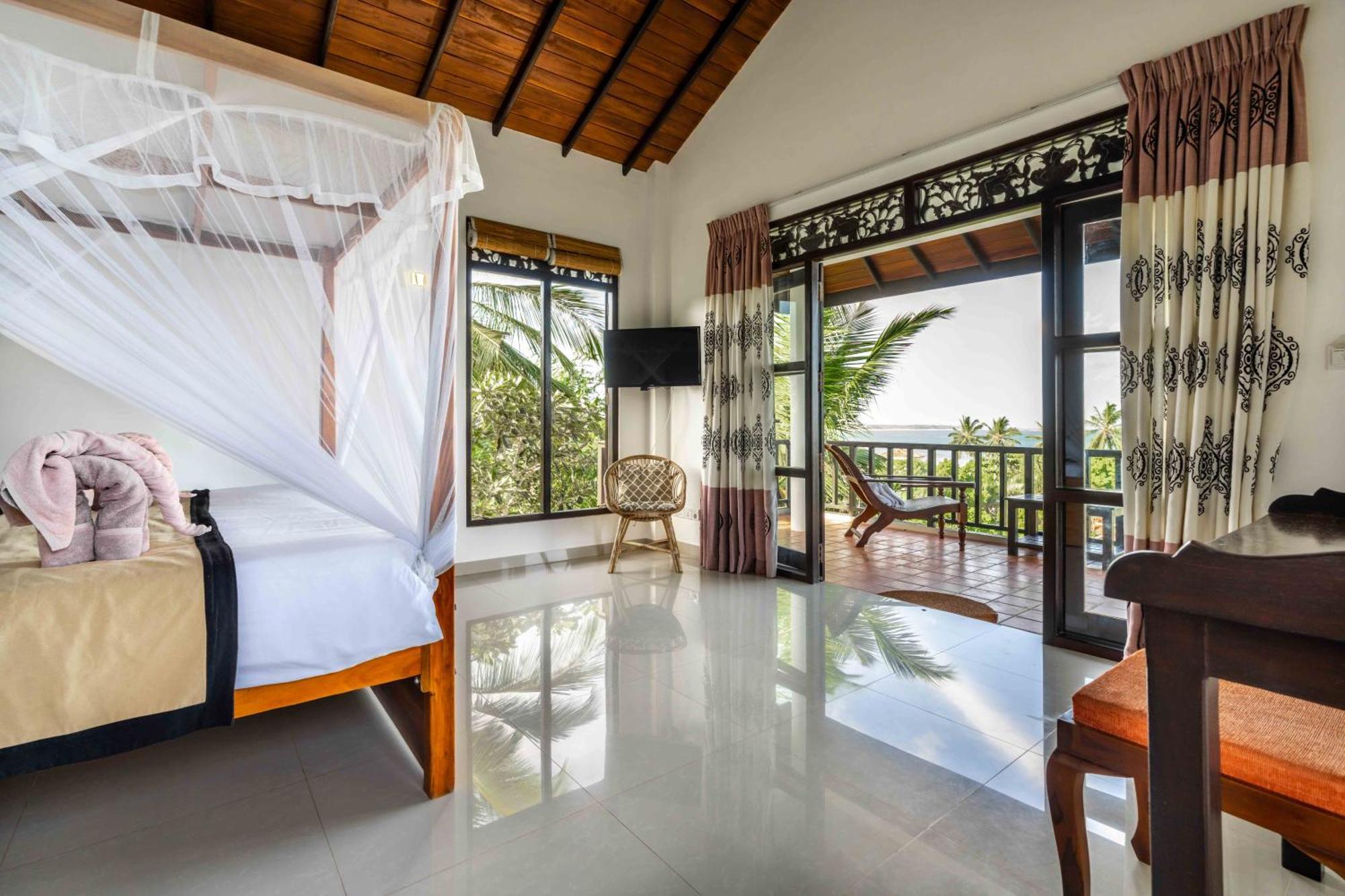 Ananthaya Hotel 4*