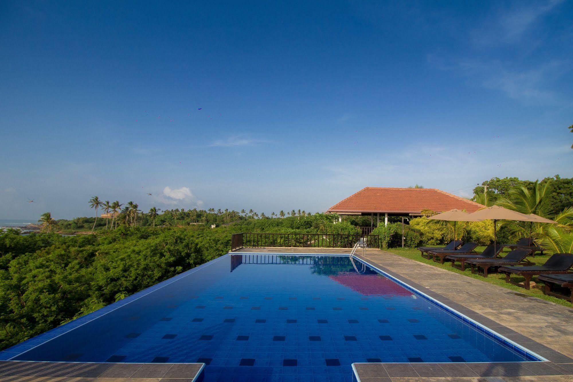 Hotel Ananthaya Tangalle